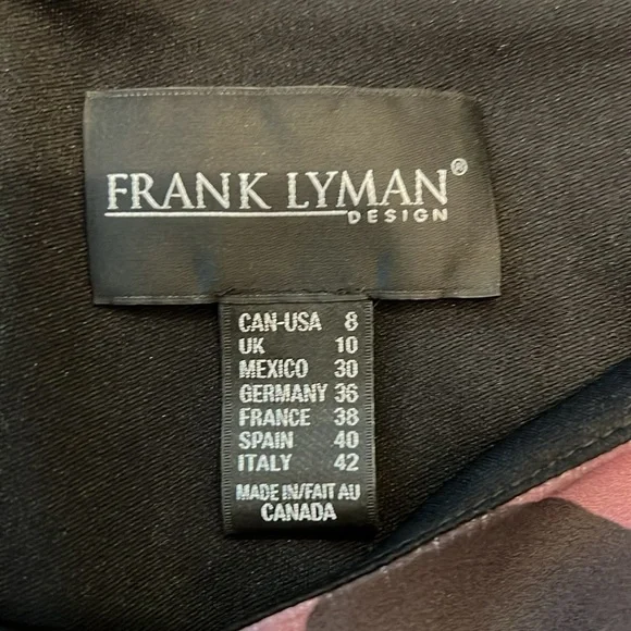 Frank Lyman Stylish cape style pullover/satin trim on "Kimono" sleeve top Size 8 - Picture 5 of 7